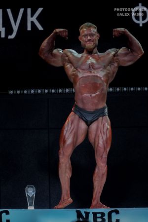CLASSIC PHYSIQUE